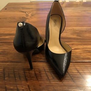 Black patent leather Michael Kors pumps, size 8.5